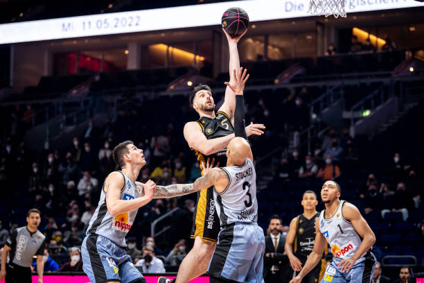 表现格外抢 表现格外抢