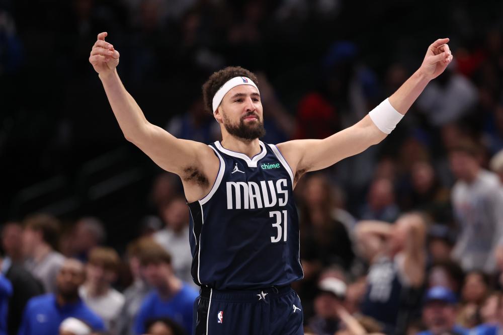 他在一次挑 他在一次挑