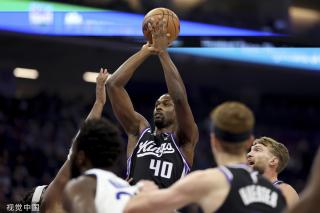 曼本赛季依 曼本赛季依